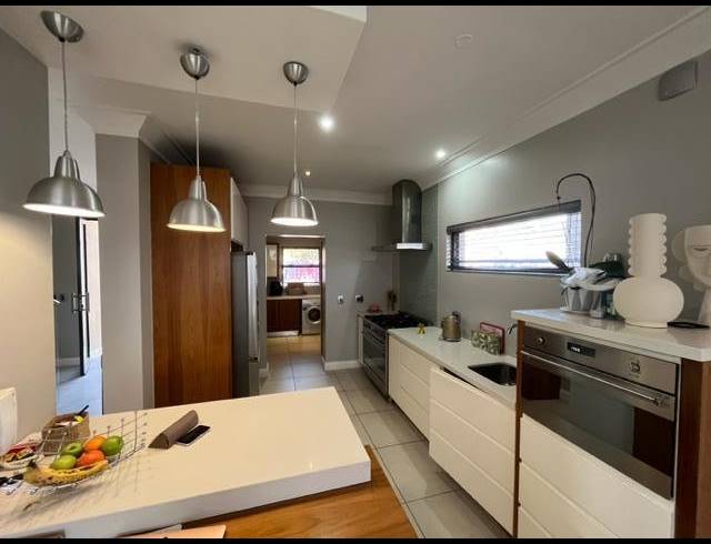 3 BEDROOM TOWNHOUSE FOR SALE IN WATERKLOOF